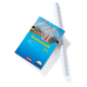 Mathebuch mit dem Titel "Mathematik 2.1" und einem blauen Cover, daneben ein Blatt mit kariertem Muster.