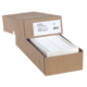 Eine geöffnete Kartonbox mit gestapelten, beschriftbaren Blättern darin. Die Box trägt ein Etikett mit Produktinformationen.
