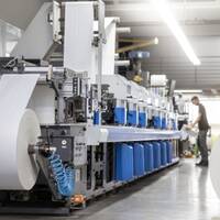 HERMA Stanz- und Druckmaschine in der Etikettenproduktion