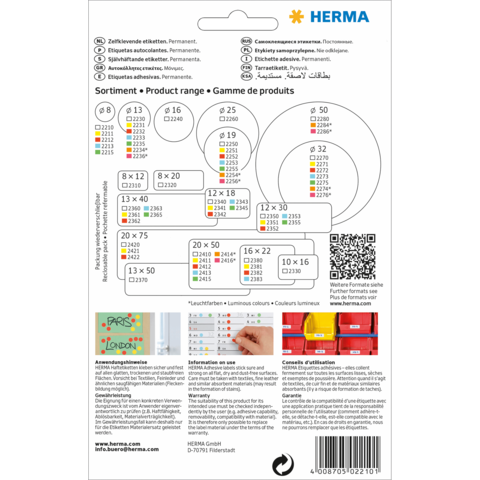 Produktübersicht von HERMA mit verschiedenen Etikettenformaten und -farben, einschließlich Anwendungshinweisen und QR-Code für weitere Informationen.