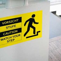 Etichetta gialla resistente alle intemperie